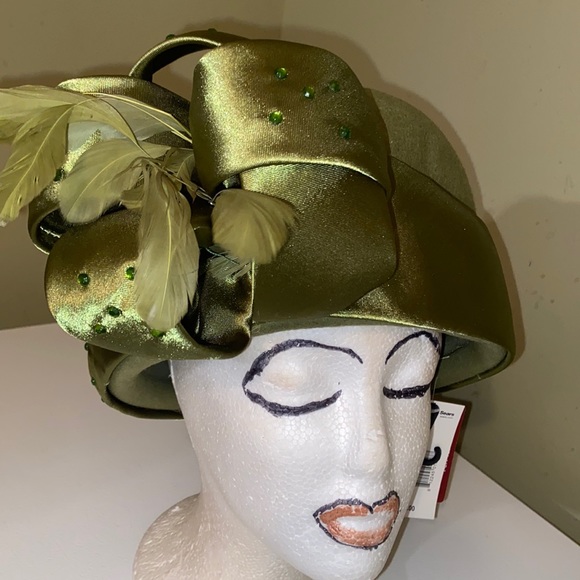Beautiful NWT Olive Green Satin and Wool Church Dress Hat - Picture 3 of 10